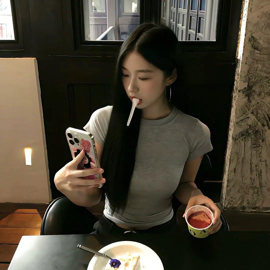 夹缝中活着，小春